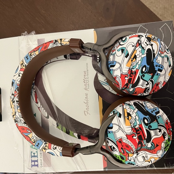 Customized headphones - Picture 1 of 8
